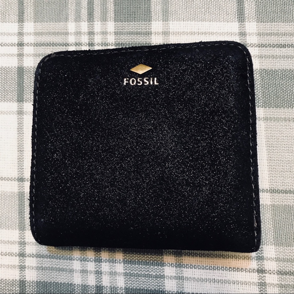 Fossil wallet
